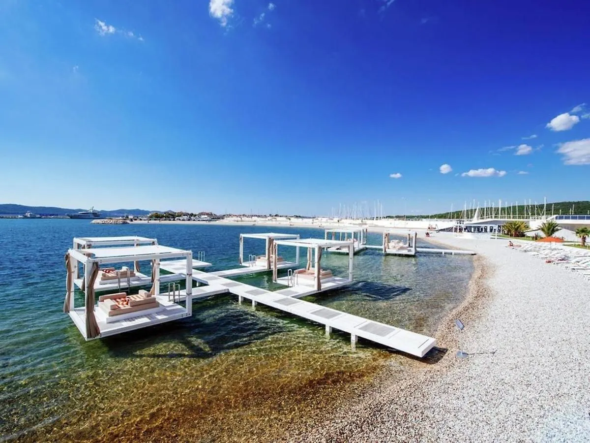 House Toni For 8 Persons 0*, Brisevo
